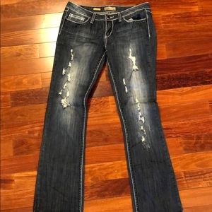 🌵YMI destroyed Juniors jeans